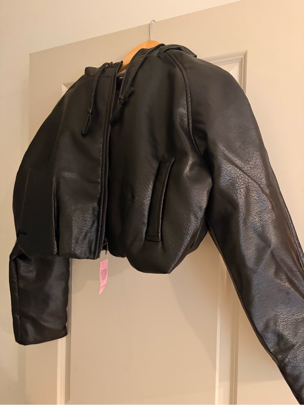 Pretty Little thing Black Cropped Hooded Jacket - Women's Faux Leather